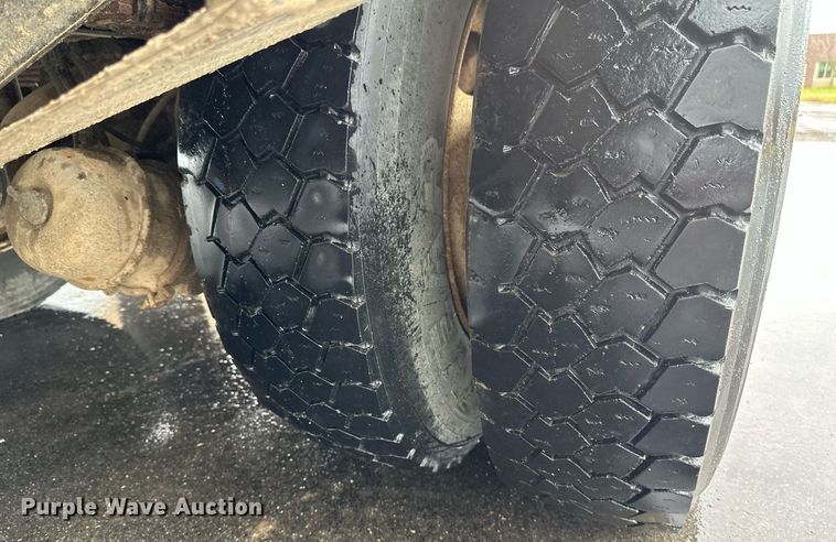 image for item EB2505 2008 Freightliner Business Class M2 digger derrick truck