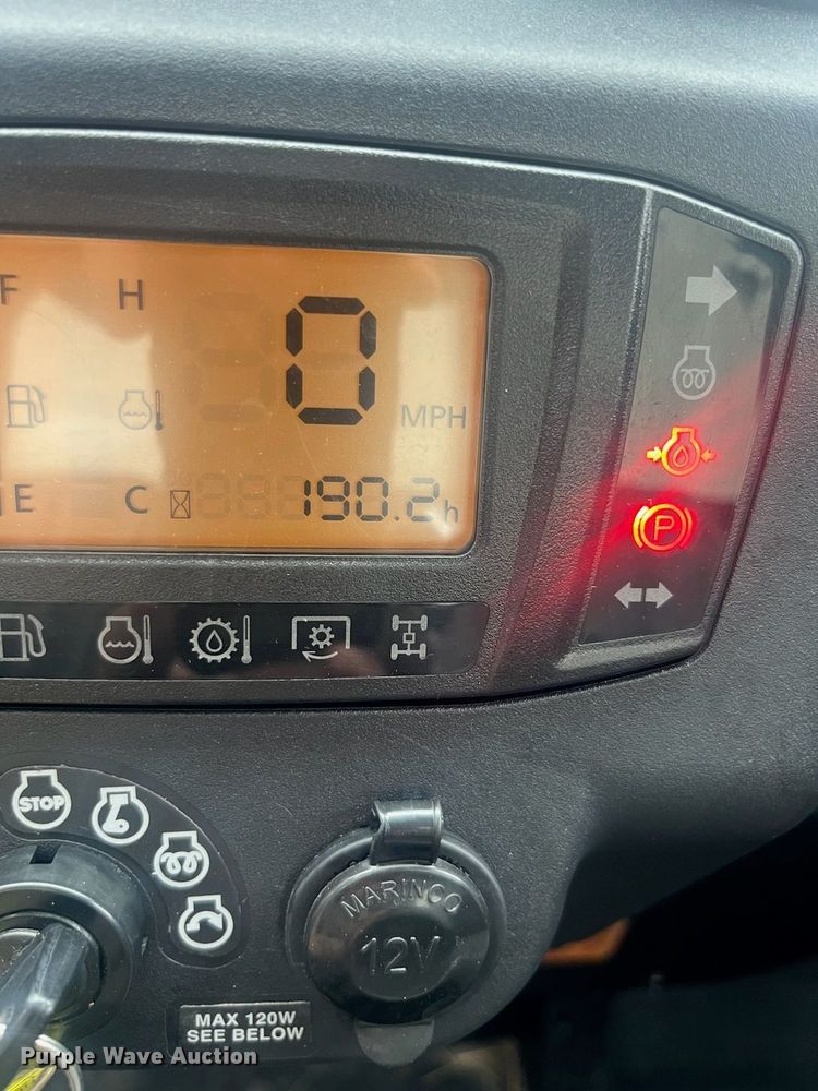 image for item EB2506 2014 Kubota RTV-X1100C utility vehicle