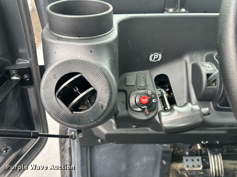 image for item EB2506 2014 Kubota RTV-X1100C utility vehicle