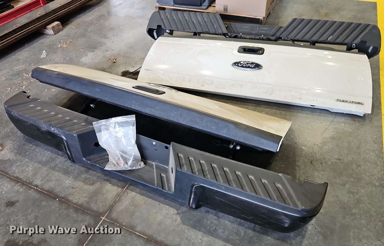 image for item EB8000 (2) 2014 Ford F250 tailgates and rear bumper