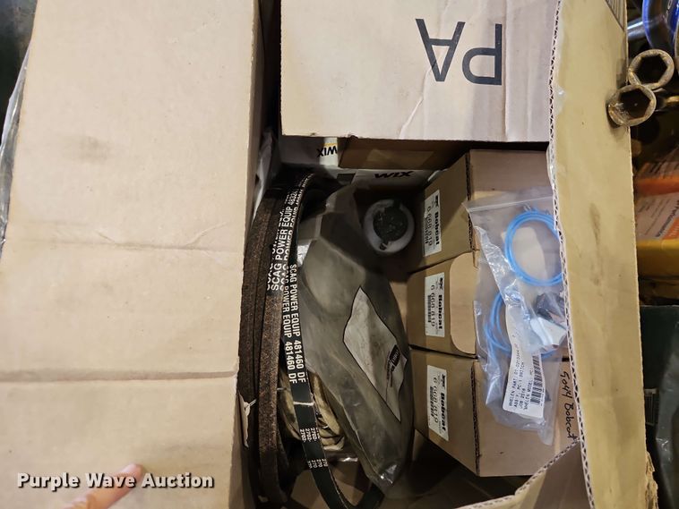 image for item EB8000 (2) 2014 Ford F250 tailgates and rear bumper