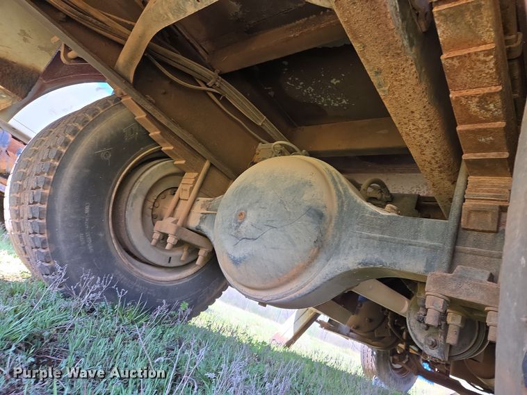 image for item ED2512 2000 International 4700 bucket truck