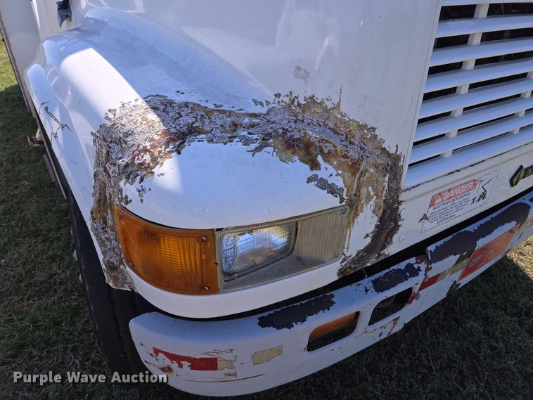 image for item ED2512 2000 International 4700 bucket truck