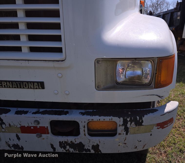 image for item ED2512 2000 International 4700 bucket truck