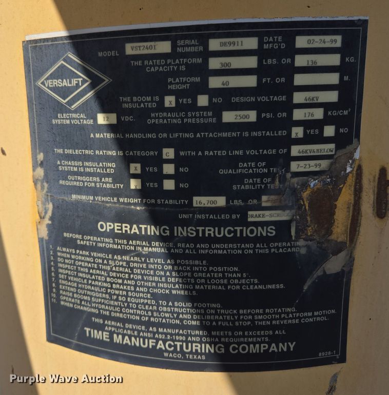 image for item ED2512 2000 International 4700 bucket truck