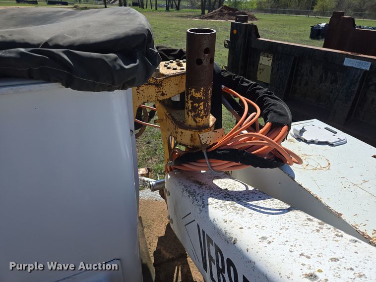 image for item ED2512 2000 International 4700 bucket truck