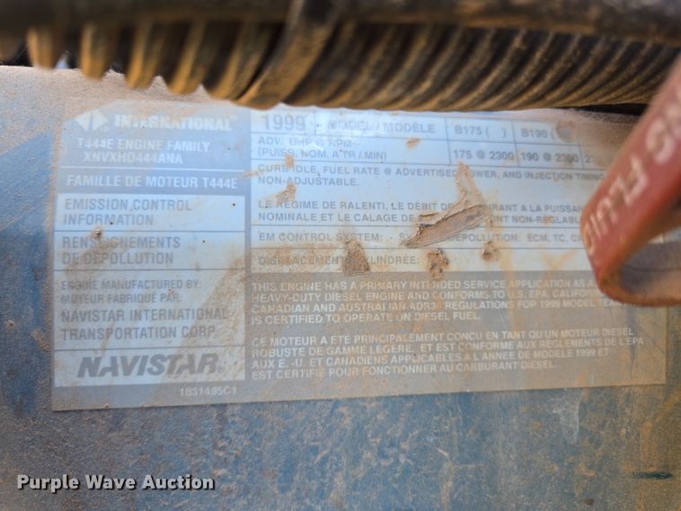 image for item ED2512 2000 International 4700 bucket truck