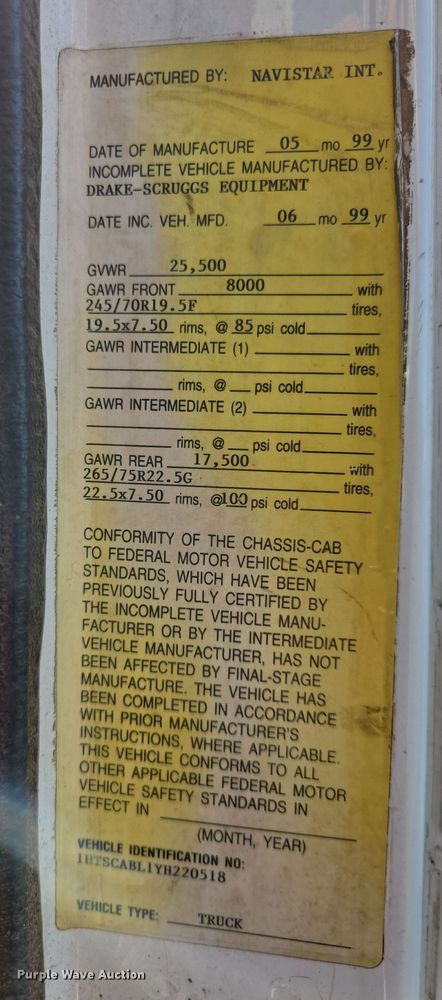 image for item ED2512 2000 International 4700 bucket truck