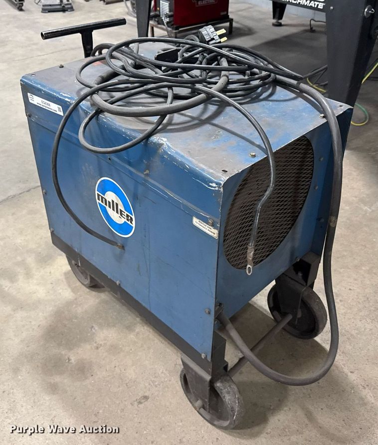 image for item EG6368 (2) Miller Dialarc 250 welders