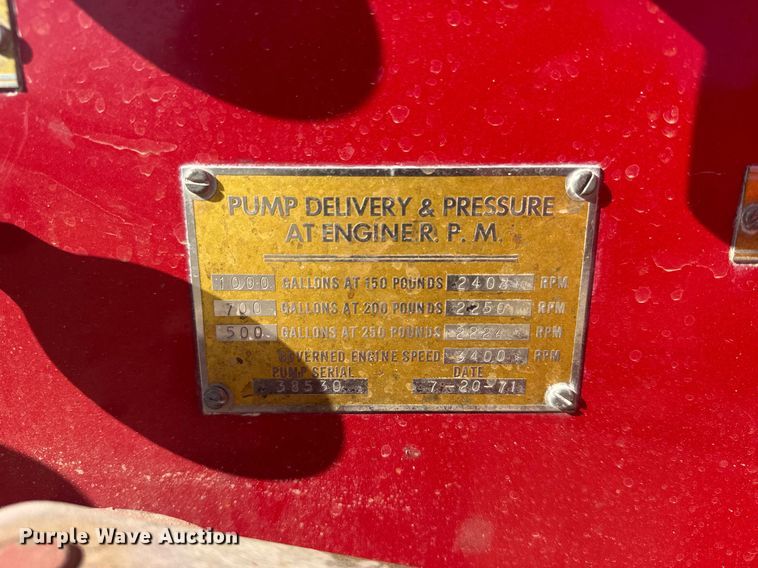 image for item EG6390 1971 International C0 8190 pumper fire truck