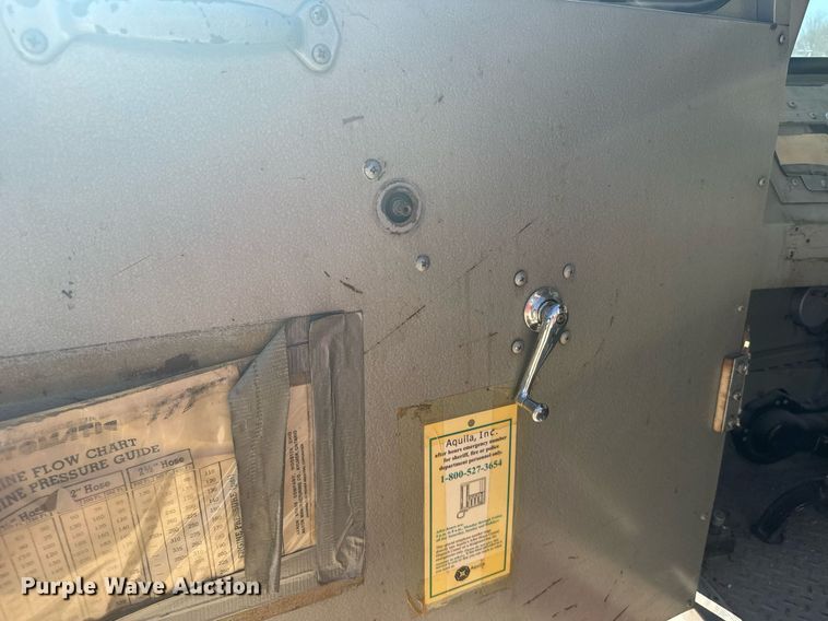 image for item EG6390 1971 International C0 8190 pumper fire truck