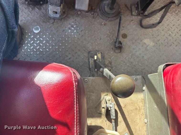 image for item EG6390 1971 International C0 8190 pumper fire truck