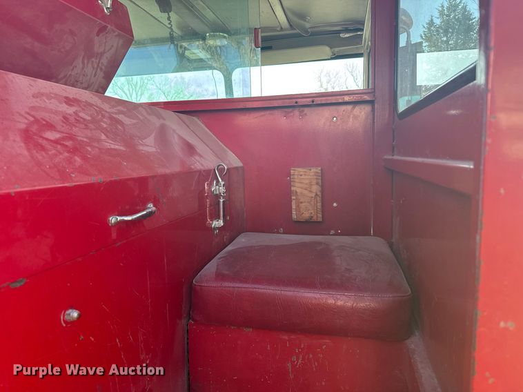 image for item EG6390 1971 International C0 8190 pumper fire truck