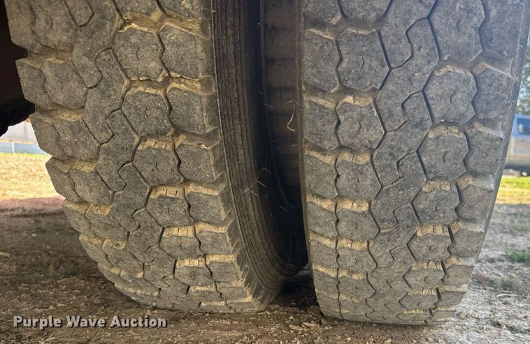 image for item EG6390 1971 International C0 8190 pumper fire truck