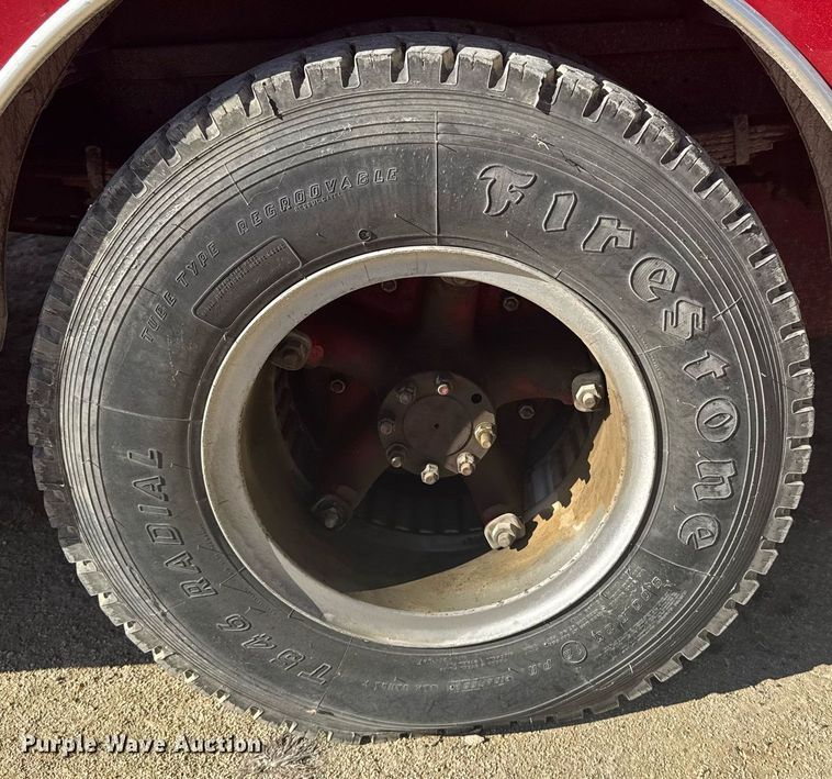 image for item EG6390 1971 International C0 8190 pumper fire truck