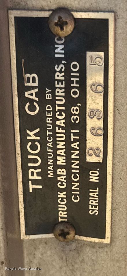 image for item EG6390 1971 International C0 8190 pumper fire truck