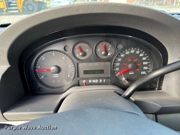 image for item EG6392 2004 Ford Freestar S van