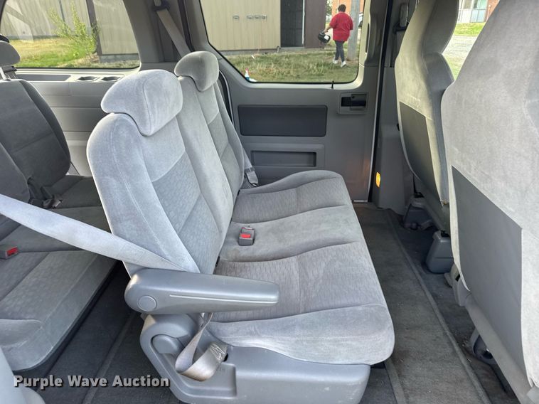 image for item EG6392 2004 Ford Freestar S van