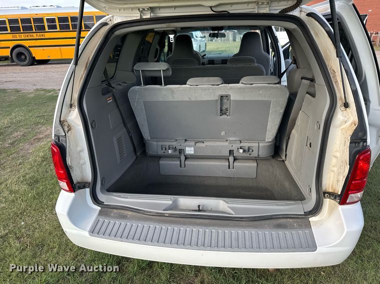 image for item EG6392 2004 Ford Freestar S van