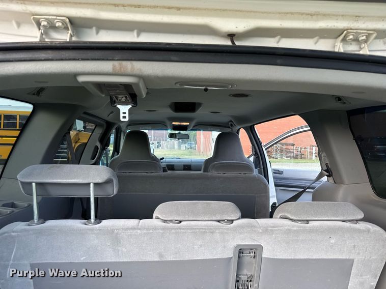 image for item EG6392 2004 Ford Freestar S van