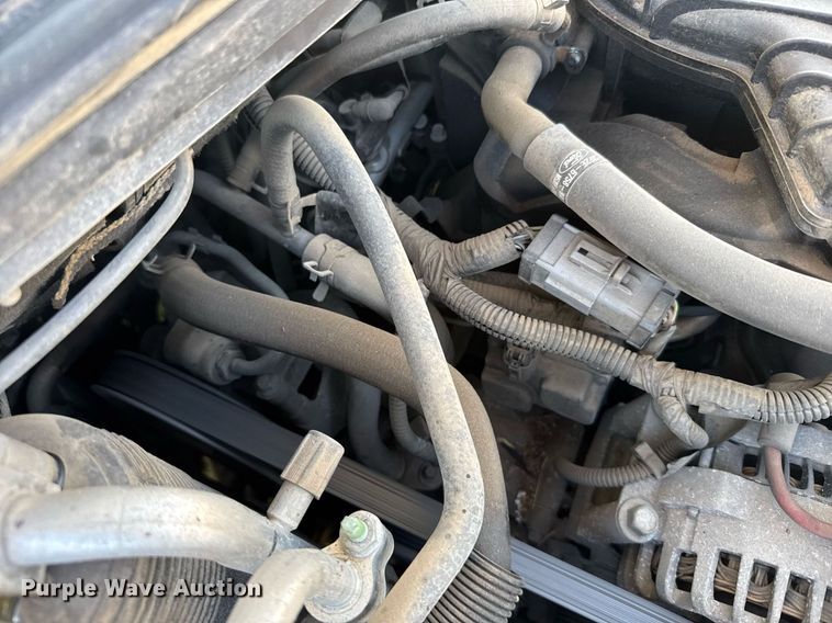 image for item EG6392 2004 Ford Freestar S van