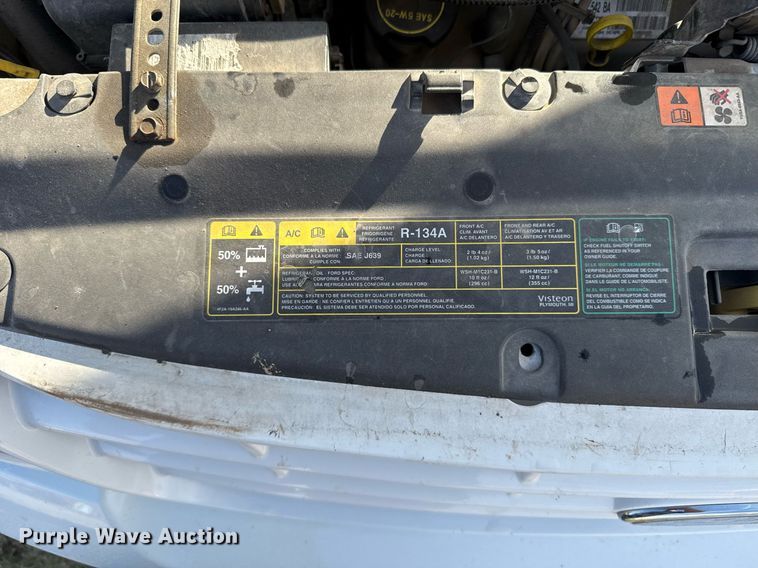 image for item EG6392 2004 Ford Freestar S van