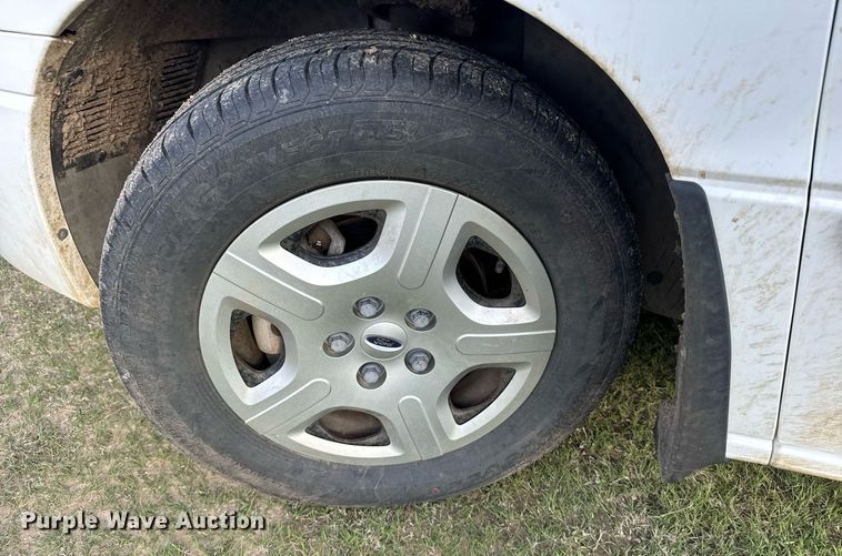 image for item EG6392 2004 Ford Freestar S van