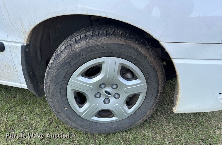 image for item EG6392 2004 Ford Freestar S van