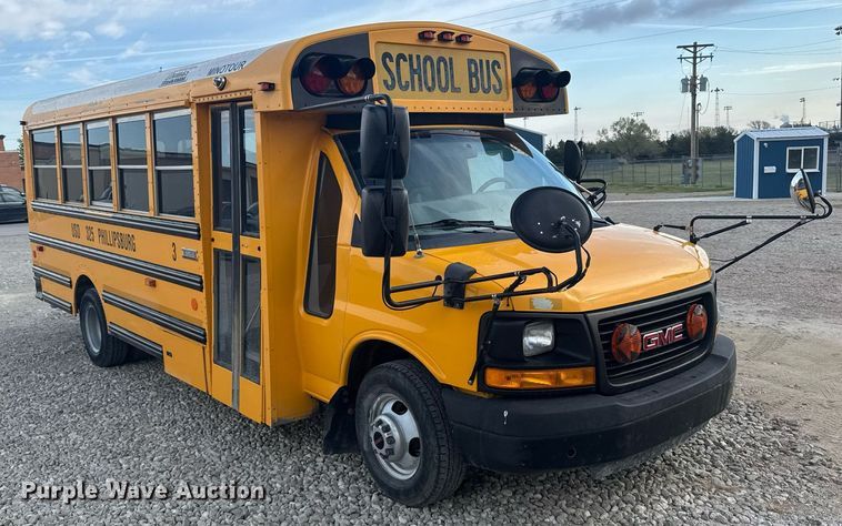 image for item EG6397 2015 Thomas Built Savana G4500 school bus