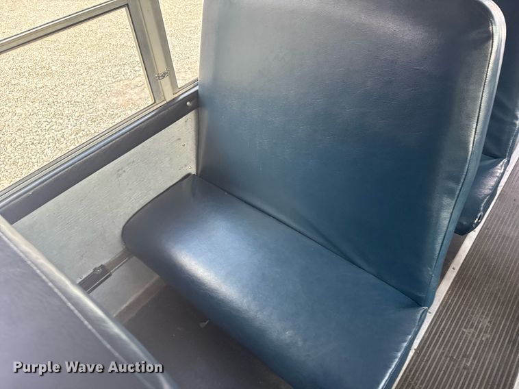 image for item EG6397 2015 Thomas Built Savana G4500 school bus