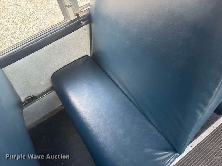 image for item EG6397 2015 Thomas Built Savana G4500 school bus