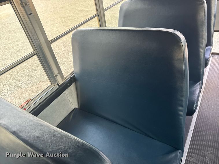 image for item EG6397 2015 Thomas Built Savana G4500 school bus