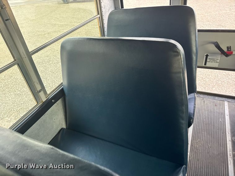 image for item EG6397 2015 Thomas Built Savana G4500 school bus