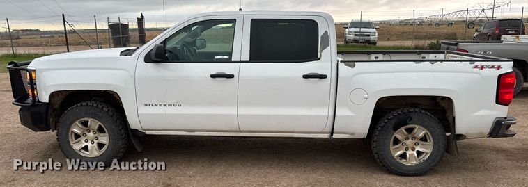 image for item EG6400 2014 Chevrolet Silverado 1500 Crew Cab pickup truck