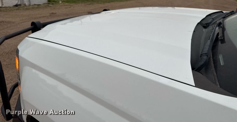 image for item EG6400 2014 Chevrolet Silverado 1500 Crew Cab pickup truck