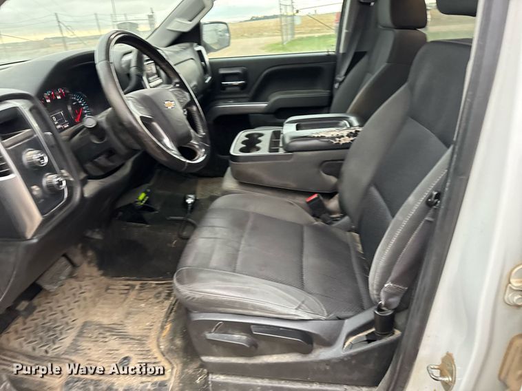 image for item EG6400 2014 Chevrolet Silverado 1500 Crew Cab pickup truck