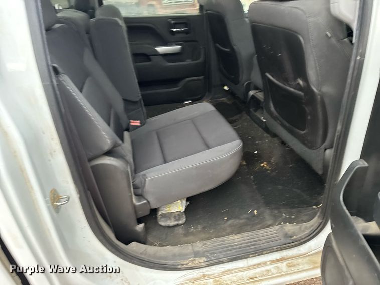 image for item EG6400 2014 Chevrolet Silverado 1500 Crew Cab pickup truck