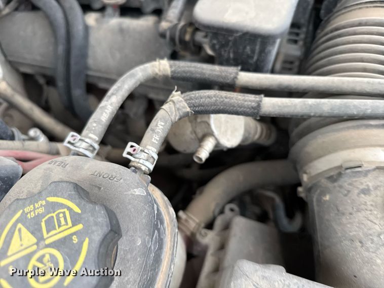 image for item EG6400 2014 Chevrolet Silverado 1500 Crew Cab pickup truck