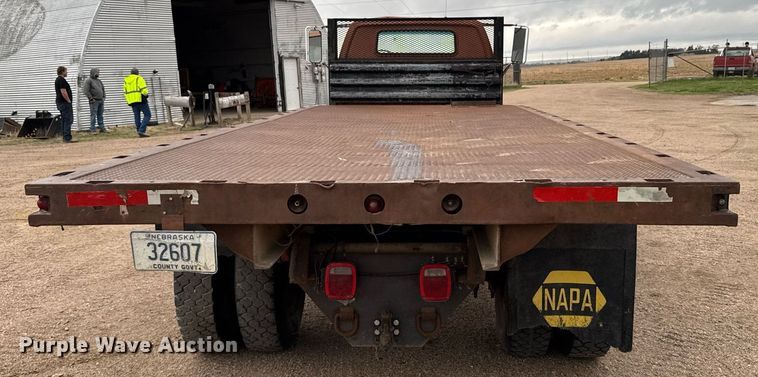 image for item EG6401 1980 GMC 7000 dump flatbed truck