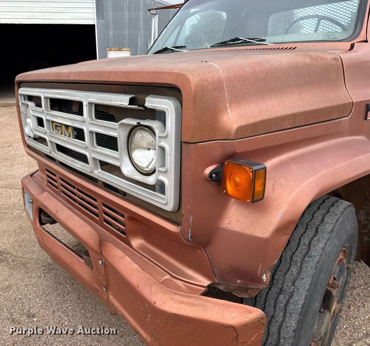 image for item EG6401 1980 GMC 7000 dump flatbed truck