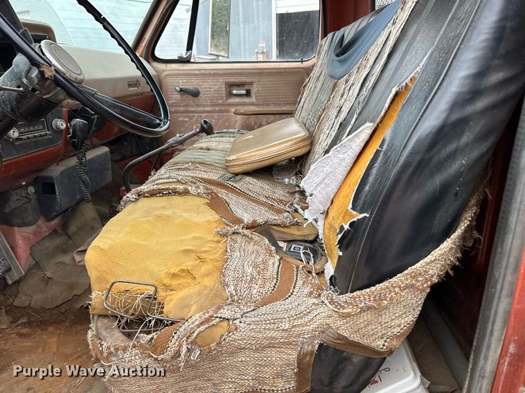 image for item EG6401 1980 GMC 7000 dump flatbed truck