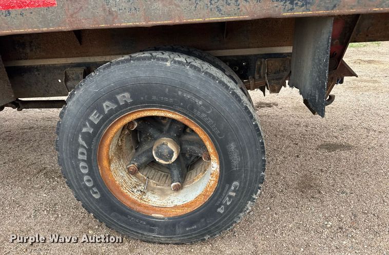 image for item EG6401 1980 GMC 7000 dump flatbed truck