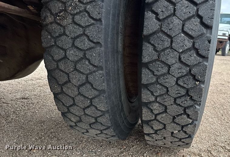 image for item EG6401 1980 GMC 7000 dump flatbed truck