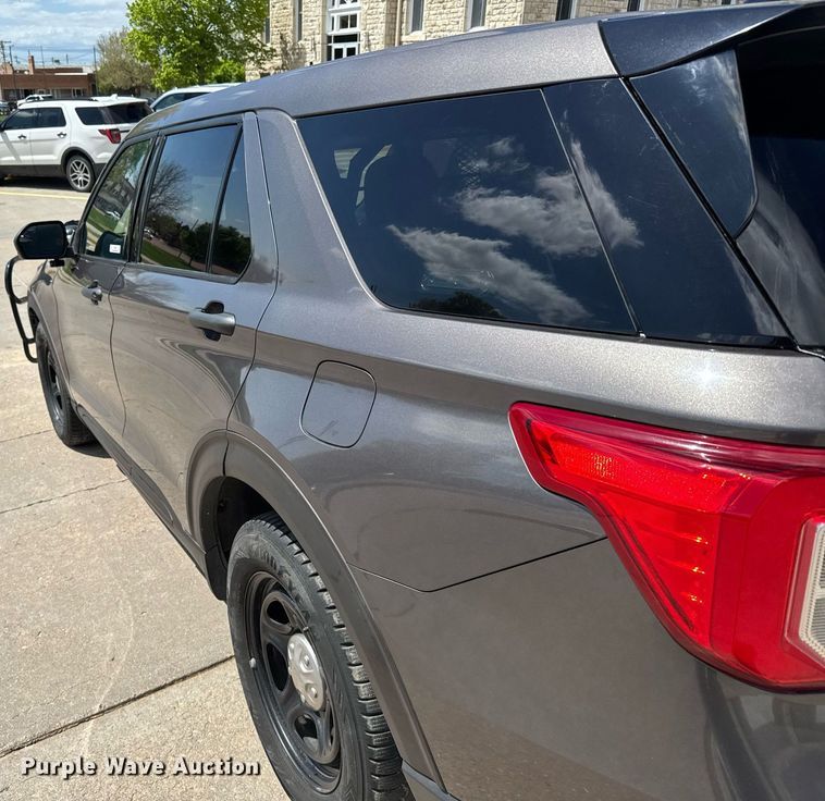 image for item EG6402 2020 Ford Explorer Police Interceptor SUV