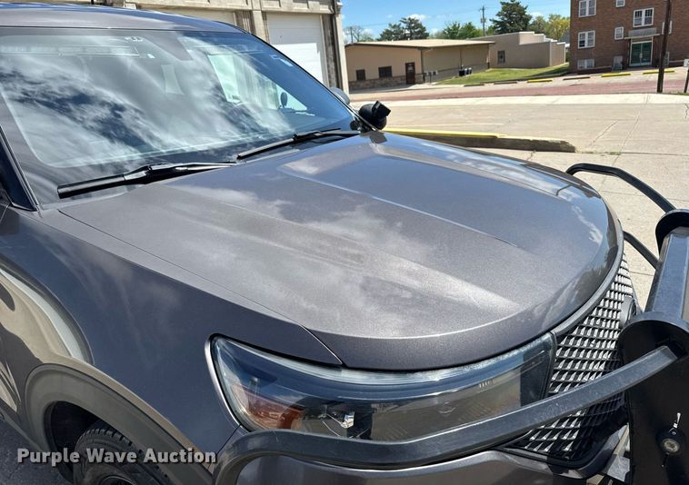 image for item EG6402 2020 Ford Explorer Police Interceptor SUV