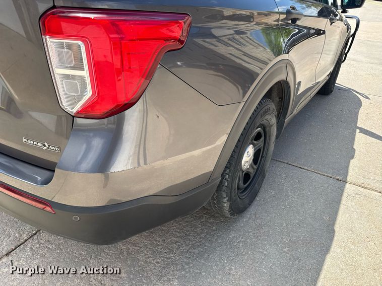 image for item EG6402 2020 Ford Explorer Police Interceptor SUV