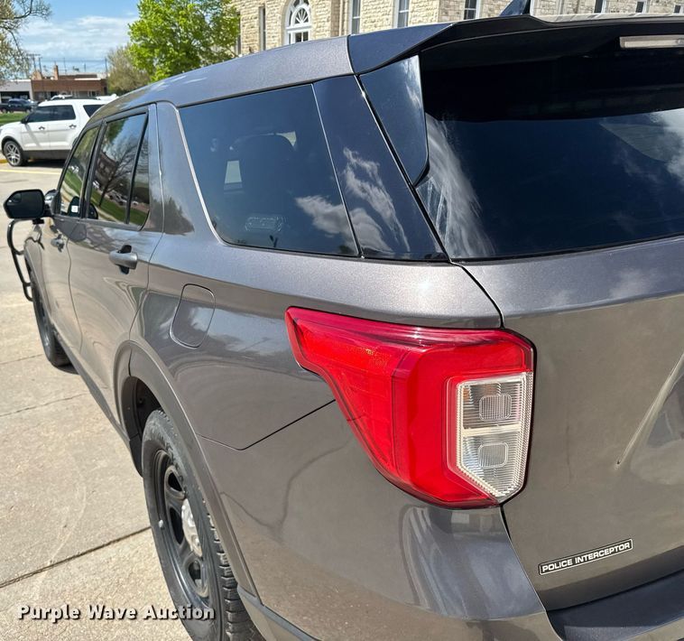 image for item EG6402 2020 Ford Explorer Police Interceptor SUV