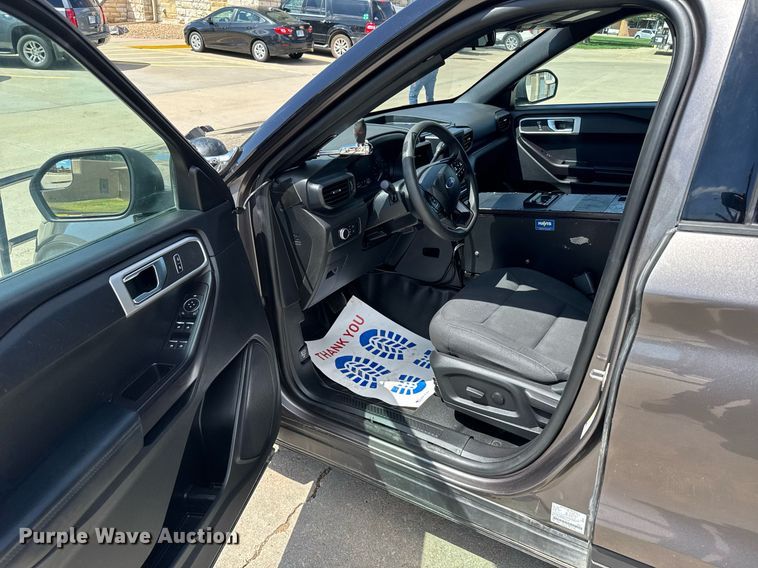 image for item EG6402 2020 Ford Explorer Police Interceptor SUV