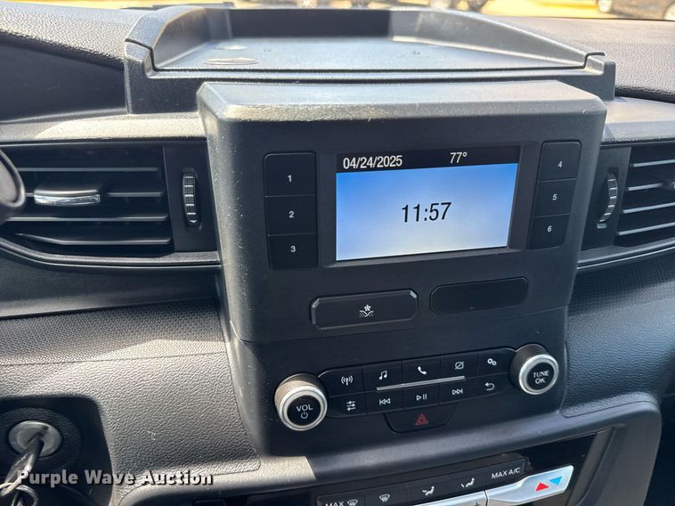 image for item EG6402 2020 Ford Explorer Police Interceptor SUV