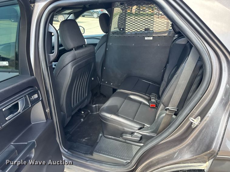 image for item EG6402 2020 Ford Explorer Police Interceptor SUV